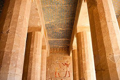 Luxor180