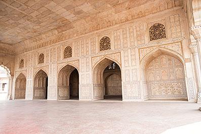 Agra33