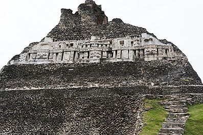 Xunantunich07