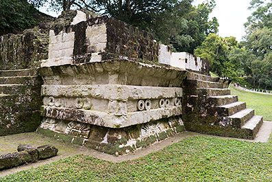 Tikal14