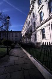 London32