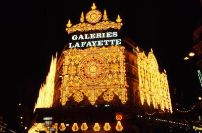 Paris28