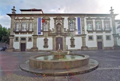 Guimaraes02