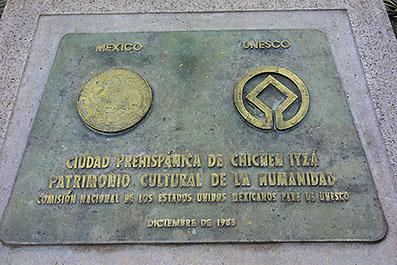 ChichenItza01