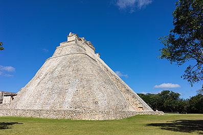 Uxmal03