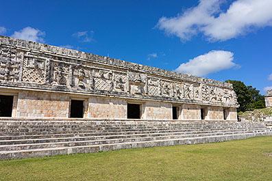 Uxmal09